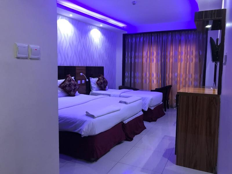 Zagy Hotel Dubai Exterior photo